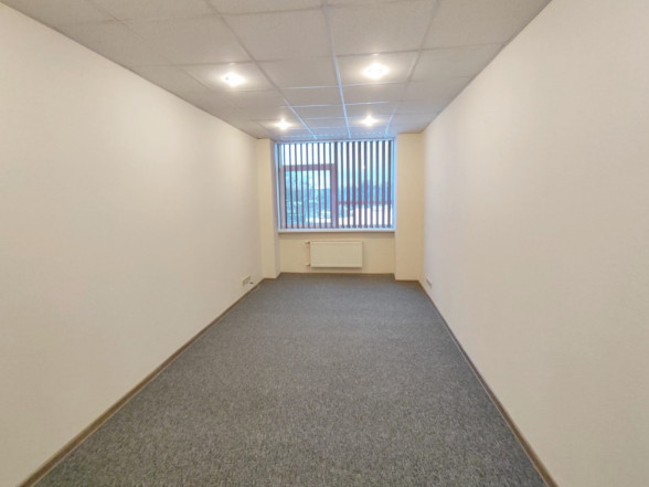  Biroja telpa  18.20 m² 