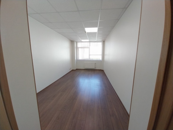  Офисное помещение  18.00 м² 