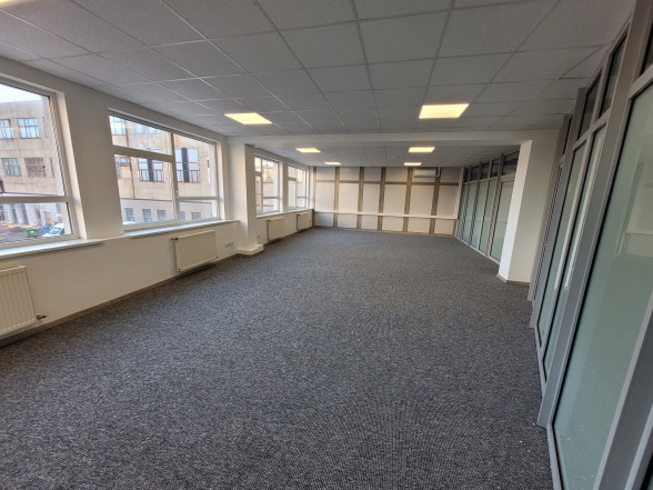  Office 66.00 m² 